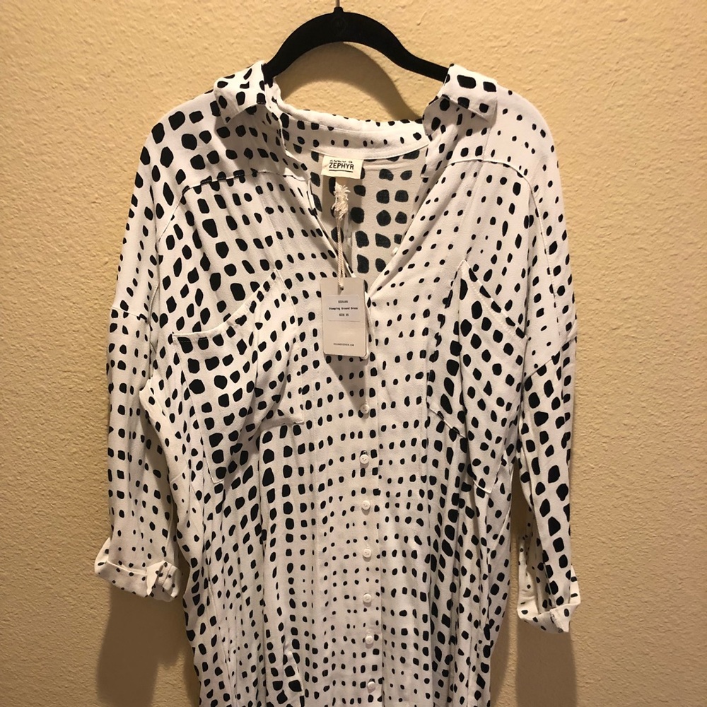 NWT black and white high low tunic dress XS